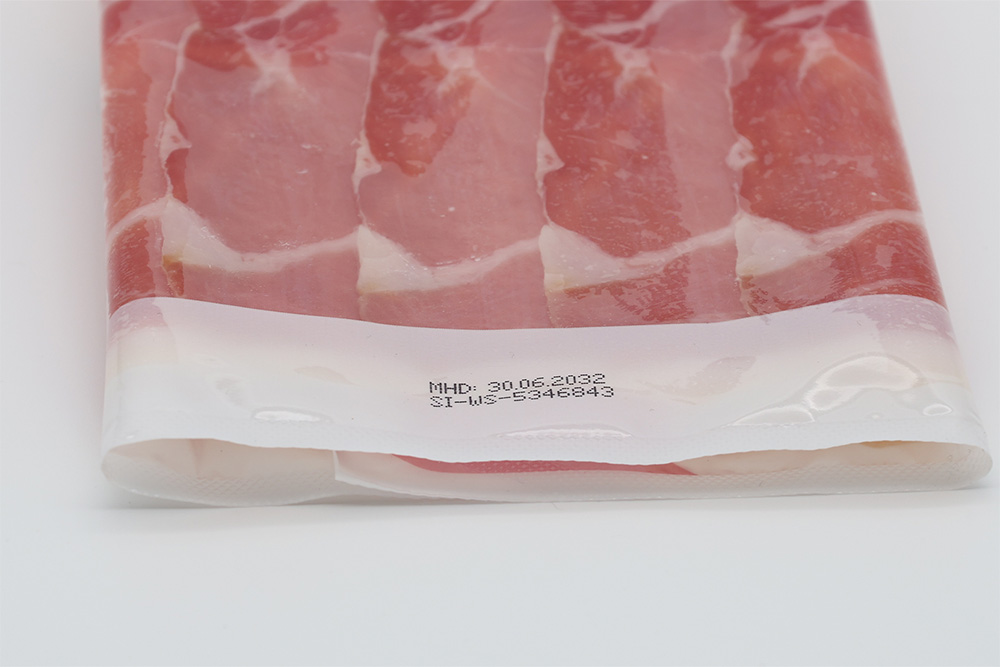 Lebensmittelverpackung mit aufgedruckter Kennzeichnung
