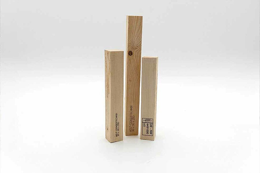 Holzzuschnitte im Sägewerk