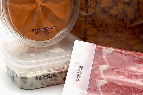 Lebensmittelverpackungen mit aufgedrucktem Haltbarkeitsdatum