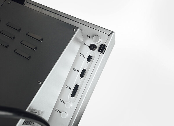 Anschlüsse und Schnittstellen des Hochgeschwindigkeitsdruckers Leibinger JET RAPID für Integration in Produktionslinien