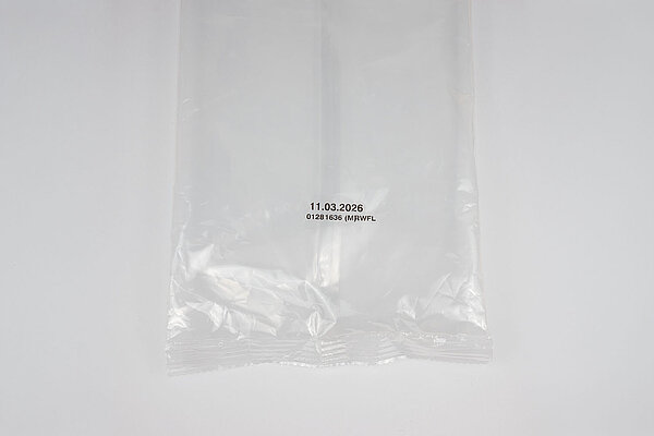 Thermotransferdruck auf leerer Verpackungsfolie mit MHD und Chargencode