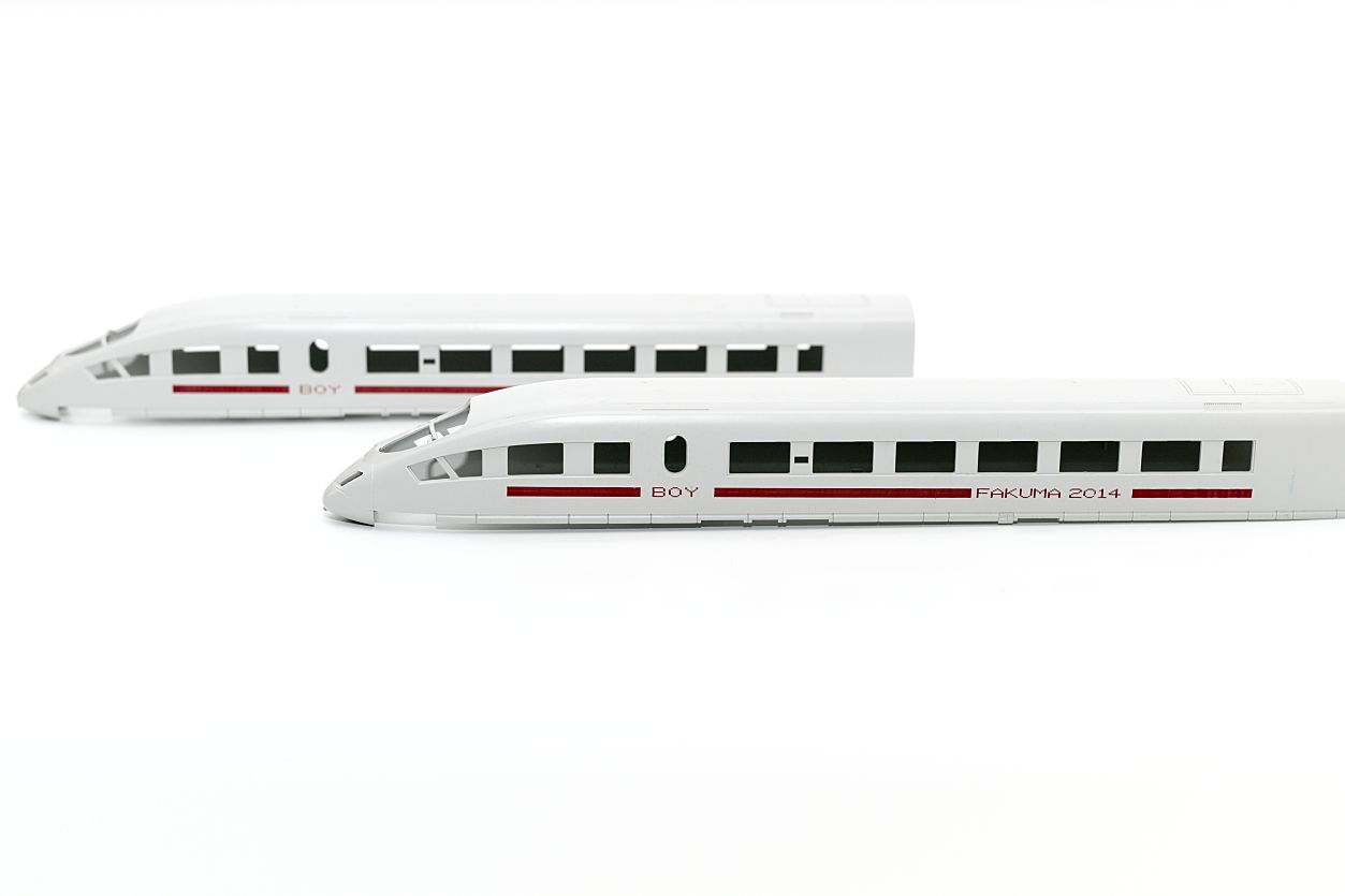 Beschriftungsbeispiel für Kunststoff-Spritzgussteile Gekennzeichnete Modellbahn-Spritzgussteile aus Kunststoff